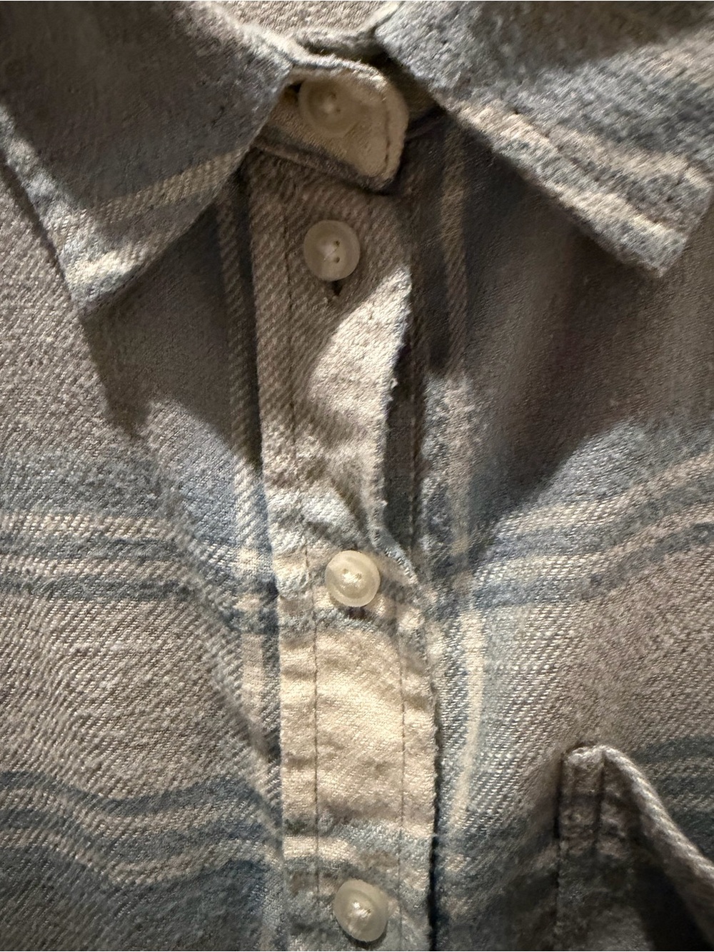 American Eagle XS Cropped Blue & Cream Plaid Button-Up Shirt - Picture 4 of 6
